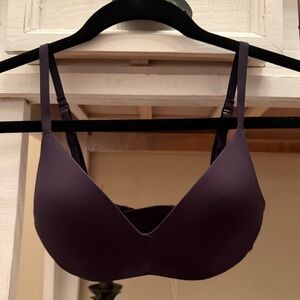 SKIMS Wireless Form Push Up Bra in Onyx